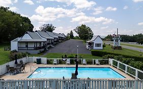 Hillside Hotel